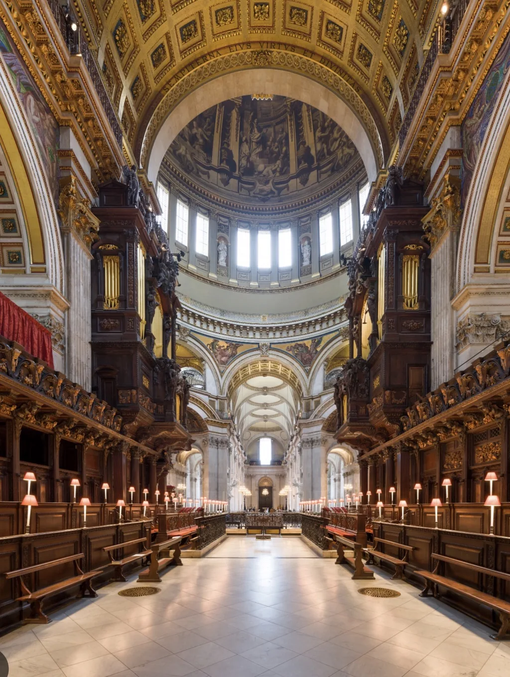View along St Paul’s Cathedral quire beneath the vaulted ceiling